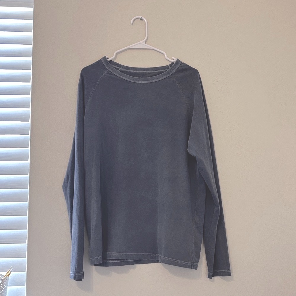 Brandy Melville oversized long sleeve shirt